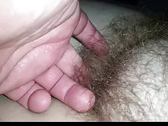 Wifes kemarahan lembut vagina berbulu hanya keluar dari kamar mandi