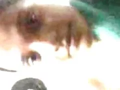 Remaja seksi berbulu tamil India mengambil mandi setelah seks hardcore