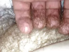 Menggosok perut lembut wifes, vagina berbulu