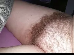 Wifes bagus lembut halus berbulu hanya keluar dari kamar mandi,